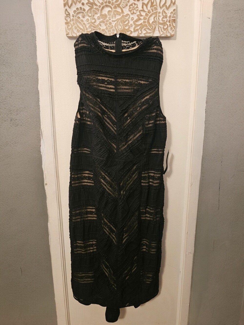 VENUS Black Lace Midi Dress Size 14 Sleeveless Illusion Lace Cocktail PartyDress